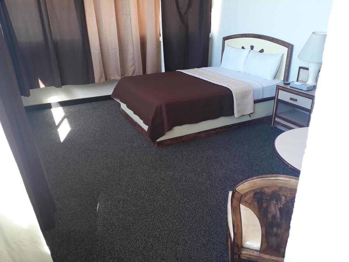Hotel Corona Plaza Rosarito Zimmer foto